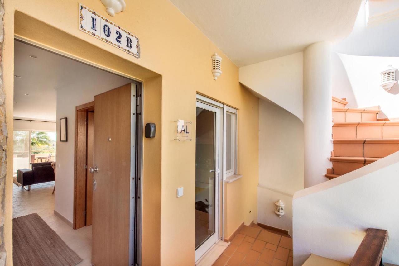 Luxurious First Floor Apartment Sleeps 4 Карвоейру Экстерьер фото